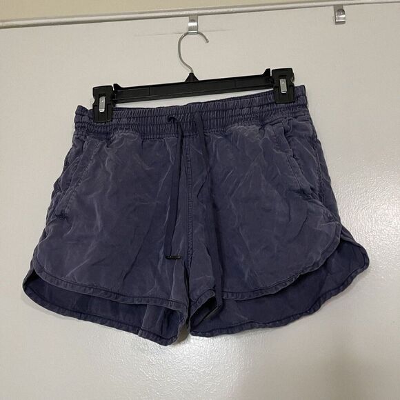 LULULEMON navy blue wash casual running shorts size 6 - Picture 1 of 6
